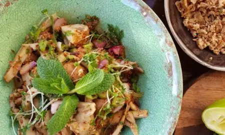 Mushroom larb salad Mushroom larb salad